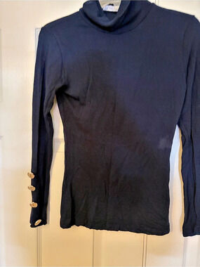 MILAN KISS Women's Black Turtleneck Size Medium